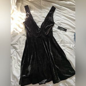 NWT Lulus mini velvet skater dress